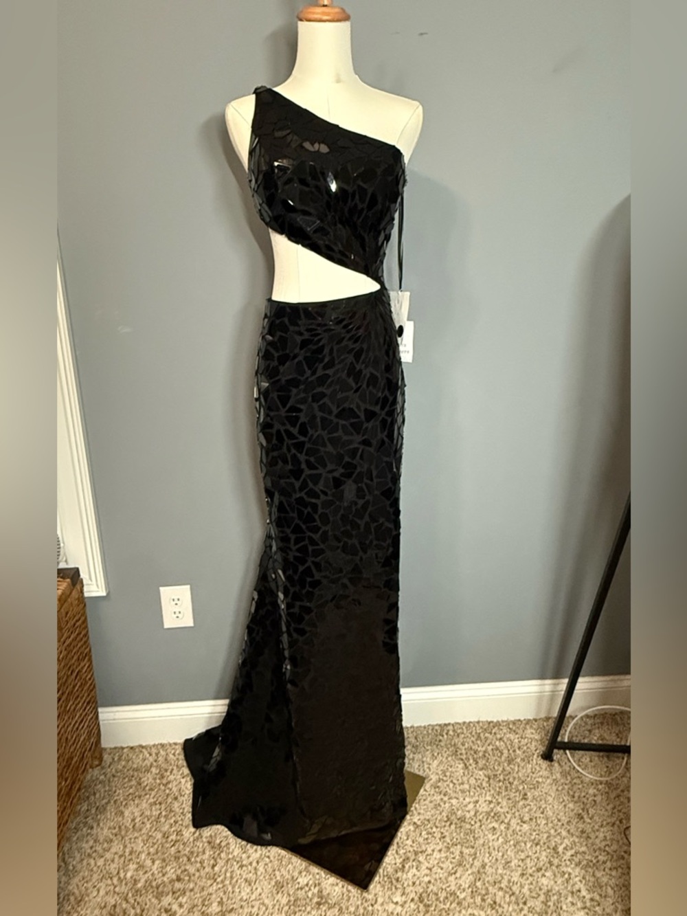 NWT Sherri Hill Gown Size 2 - 55383